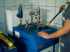 Ensaio de tração e compressão Ensaio de tração e compressão